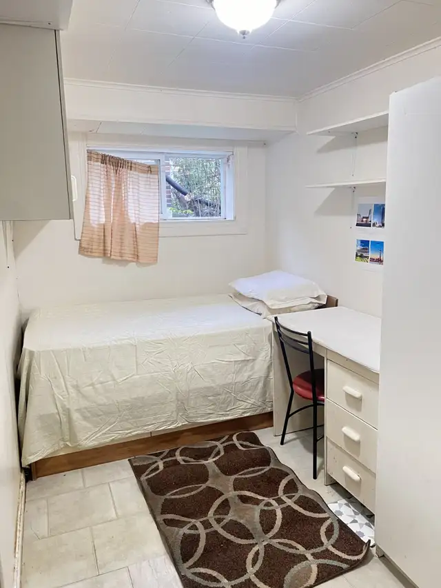 Furnished room All-inclusive 5 minutes to Seneca College ( Newha63848999516803122