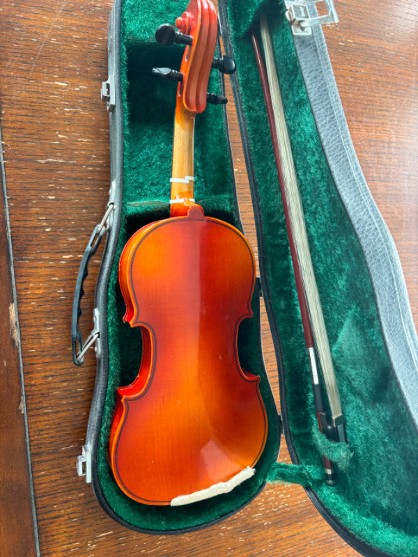 Vintage Suzuki Violin ⅛ Size 1985 in String in Calgary - Image 2