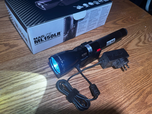 MAGLITE® RECHARGEABLE LED FLASHLIGHT 0.B.0 in Other in London
