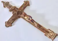 Antiquité. Collection. Art religieux. Crucifix en cuivre