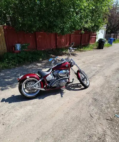 2008 Harley Davidson Rocker 16,000 kms in fantastic shape! Aftermarket short shot two into two exhau...