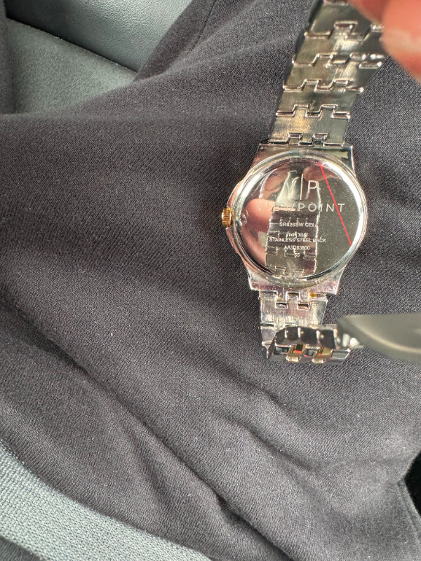 Quiet Luxury Men's Watch | Gold & Silver in Jewellery & Watches in Markham / York Region - Image 4