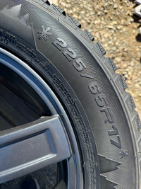 2014 Honda CRV tires, rims, floor mat’s bug/rock deflector 