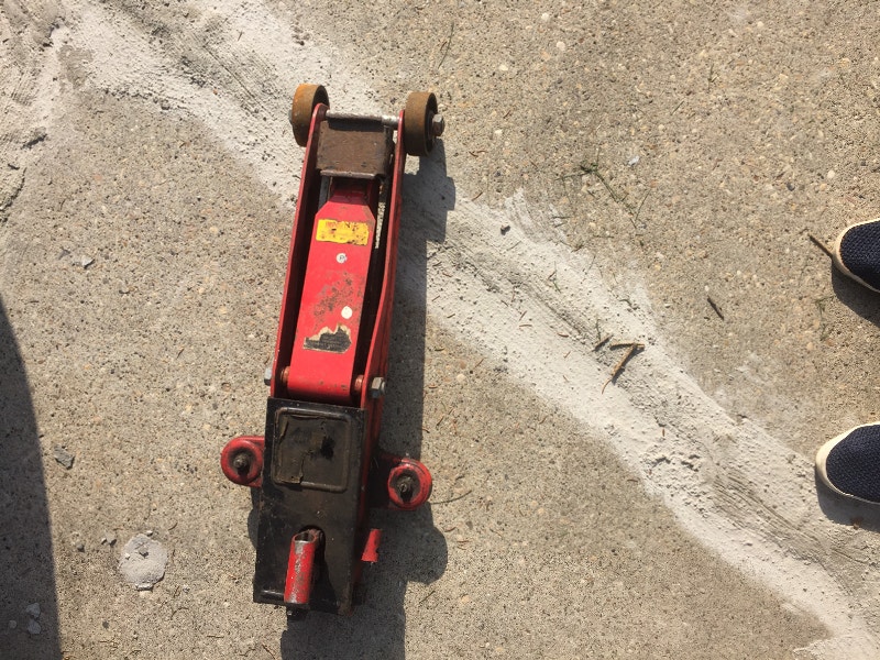 2Ton Floor Jack Other Parts & Accessories Edmonton Kijiji