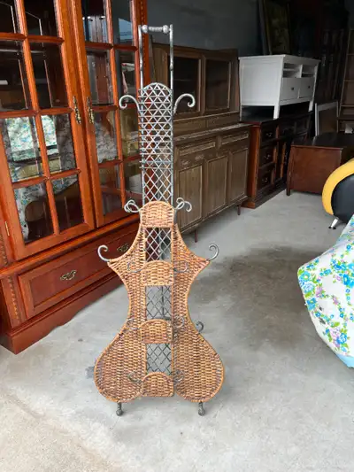 Guitar Metal / Wicker Stand, View more