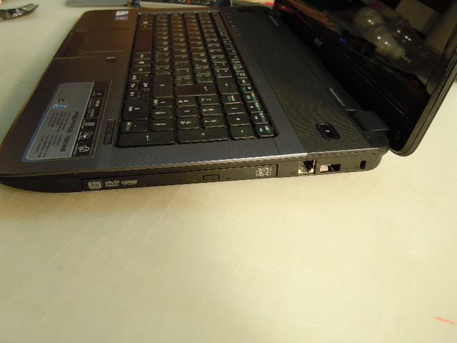 !7.3 inch Laptop in Laptops in Barrie - Image 4