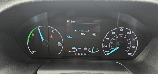 ⚡ Transfert de bail — Ford E-Transit 2025 ÉLECTRIQUE | 123 km — photo 3
