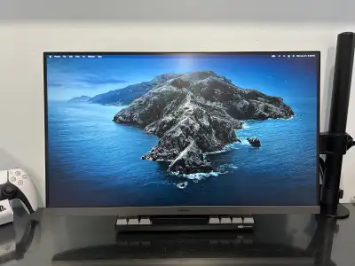 Samsung 24 inch Essential monitor , View more