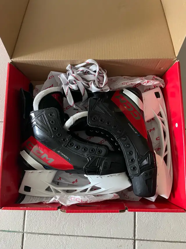 Ccm FT670 men’s hockey skates size 8.5R in Hockey in City of Toronto - Image 3