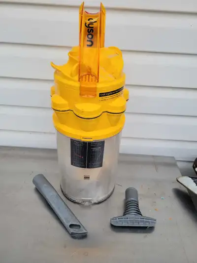 32Kpa 1600W Canister Vacuum Cleaner(Energy Class A), Bulgaria