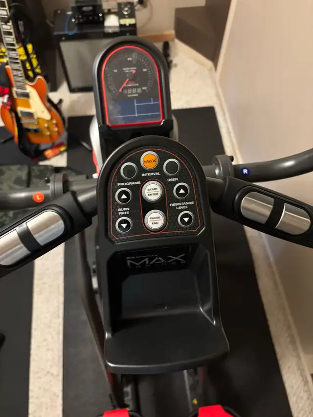 Bowflex M5 in Exercise Equipment in Edmonton - Image 2