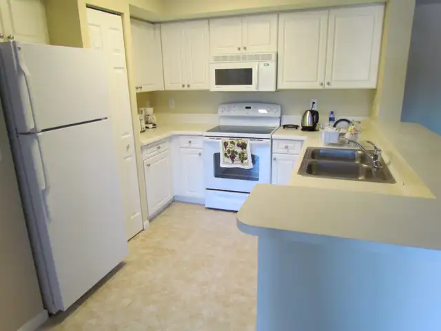 Naples, Florida, Lovely Condo in Florida in Canada - Image 4