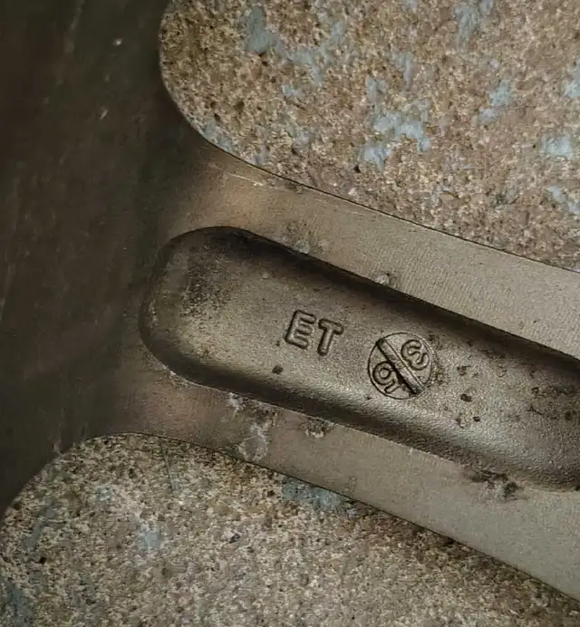 Aluminum Alloy Rims with Nord Frost Winter Tires 225/50R17 in Tires & Rims in Mississauga / Peel Region - Image 9