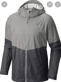 NEW Mountain Hardwear waterproof rain shell. size: L  $170!