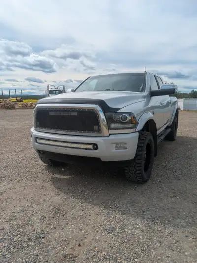 Transmission rebuilt @ 136,000km. Methanol injection, Fass lift pump, 5" exhaust w/muffler. 2nd gen...