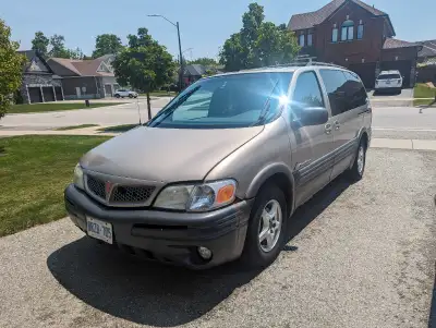 I am selling 2004 Pontiac Montana, asking $1500 obo.