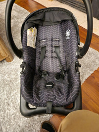 Cosco infant car seat + cover $40