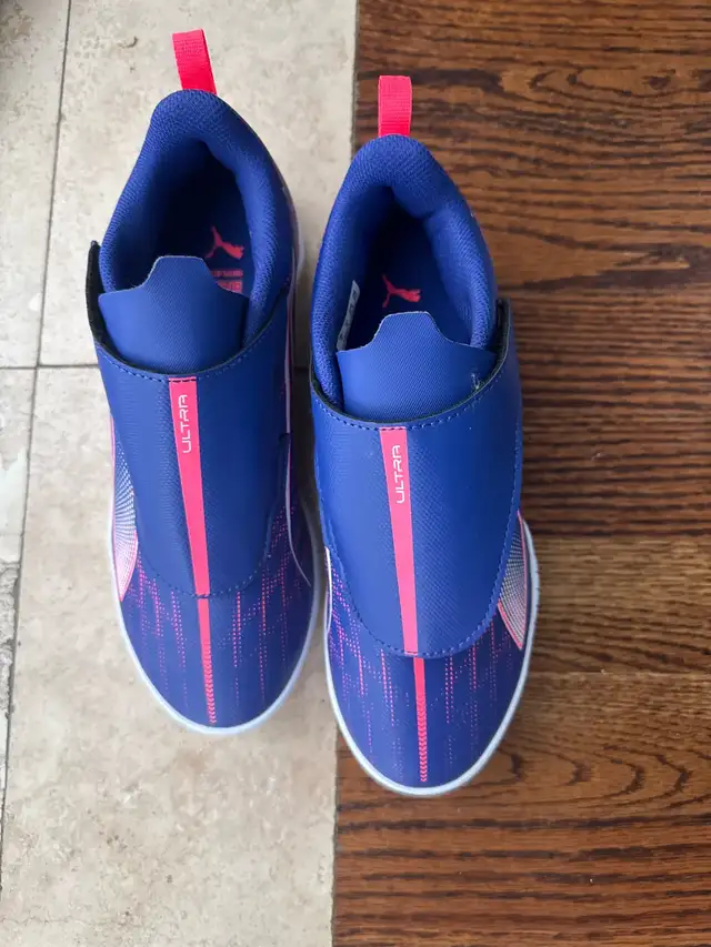 Puma Ultra Youth Soccer Cleats