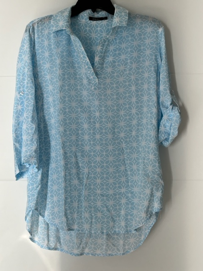 LIGHTWEIGHT PATTERNED TOP - $5., View more