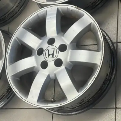 Set of four original OEM Honda CRV aluminum alloy rims in good condition 17" x 6.5" 5x114.3 +50 64.1...