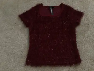 CHANDAIL NEUF GRANDEUR PETIT BRAND NEW SWEATER SIZE SMALL, View more