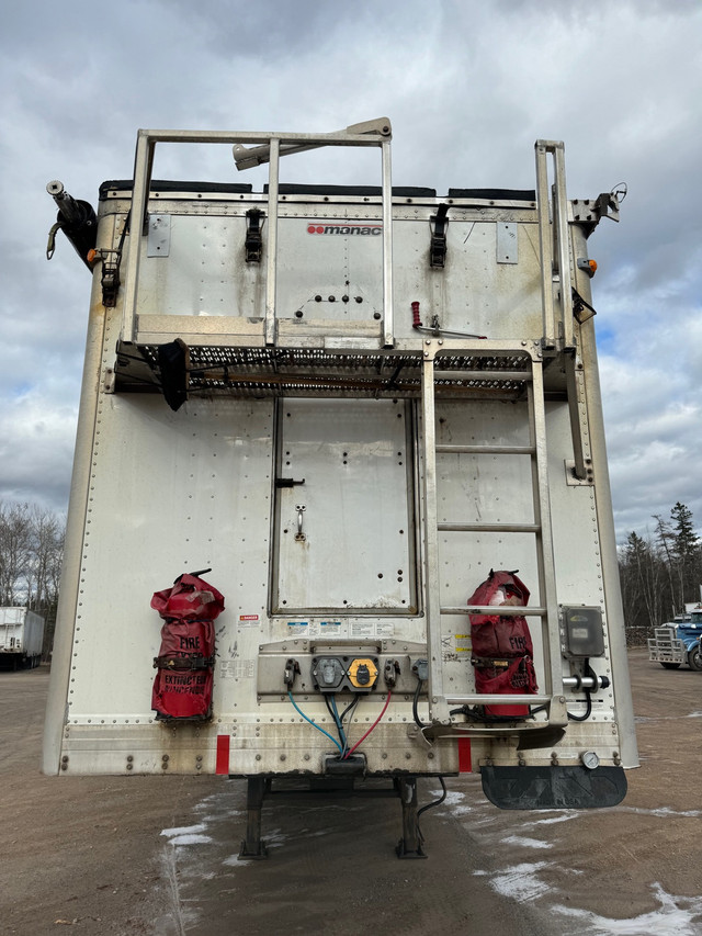 2019 Manac chip trailer in Heavy Equipment in Saint John - Image 2