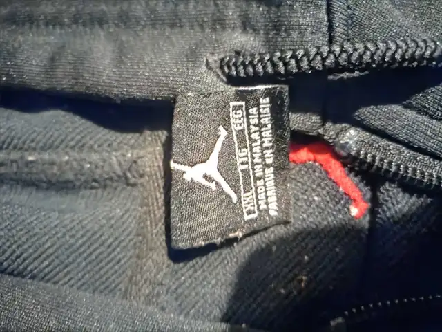 Jordan zip up hoodie and Nike jacket in Men's in Cape Breton - Image 8