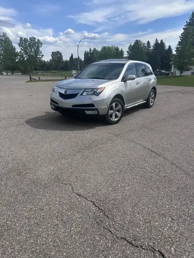 2011 Acura MDX Tech Package AWD 7-Seater SUV - Well-maintained and fully loaded with the Technology...