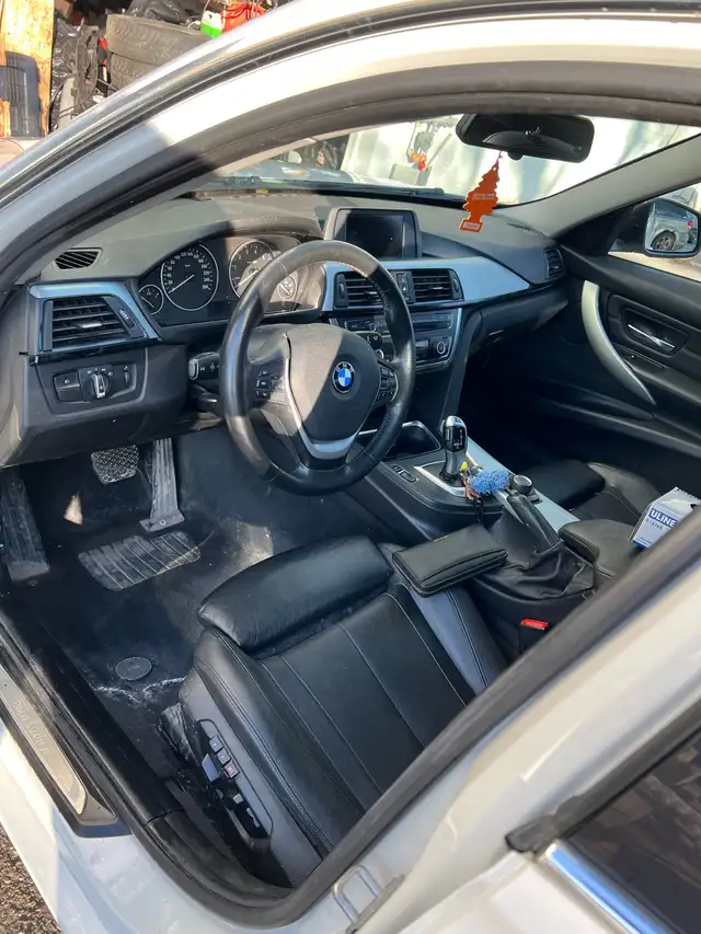 2015 BMW 320i 414904653091317762