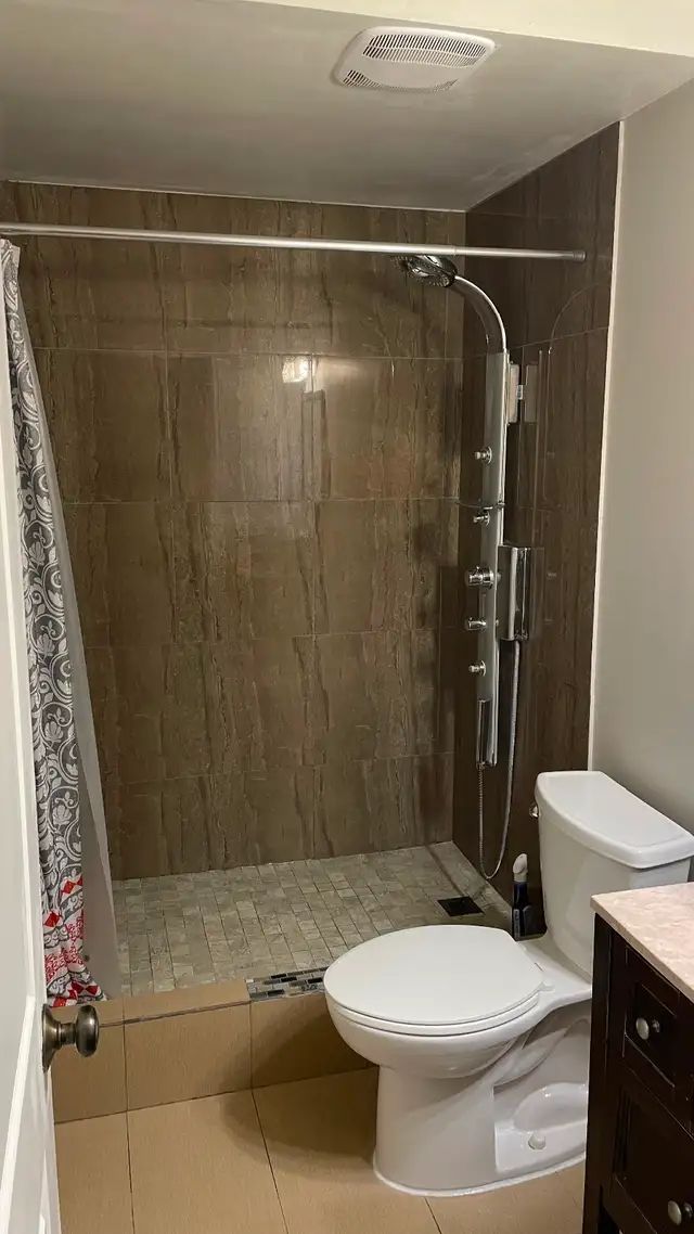 Basement 2 den _ $1200 in Saddlebrook NE