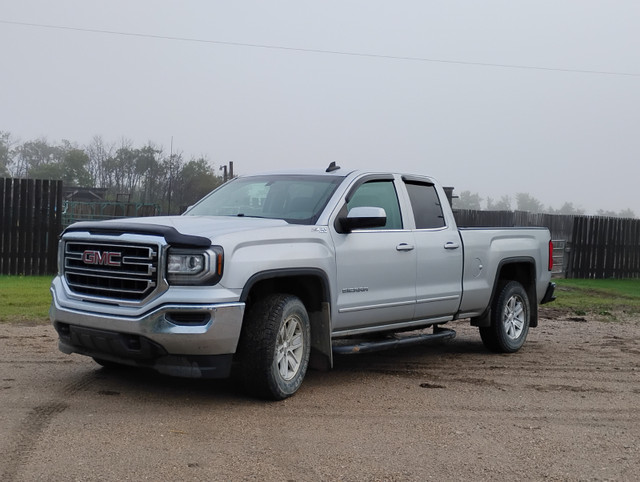 2018 GMC Sierra 1500 in Cars & Trucks in Regina