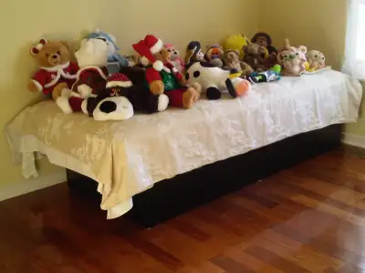 Lit simple avec base (matelas inclus), View more