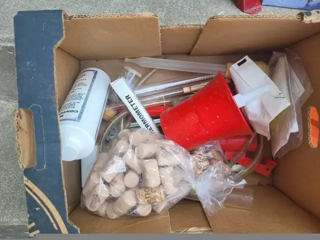 Wine Making Kit64739290264451123