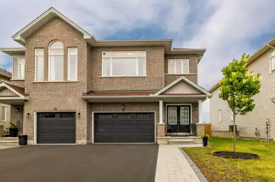 4 Bed 2.5 Bath for Rent in Carleton Place (Optional Furnished)