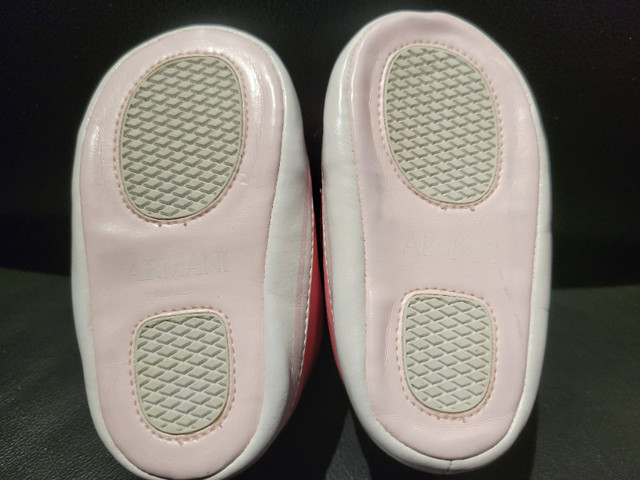 Armani souliers rose fille baby girl shoes pink taille 19 size dans Vêtements - 9 à 12 mois  à Laval/Rive Nord - Image 4