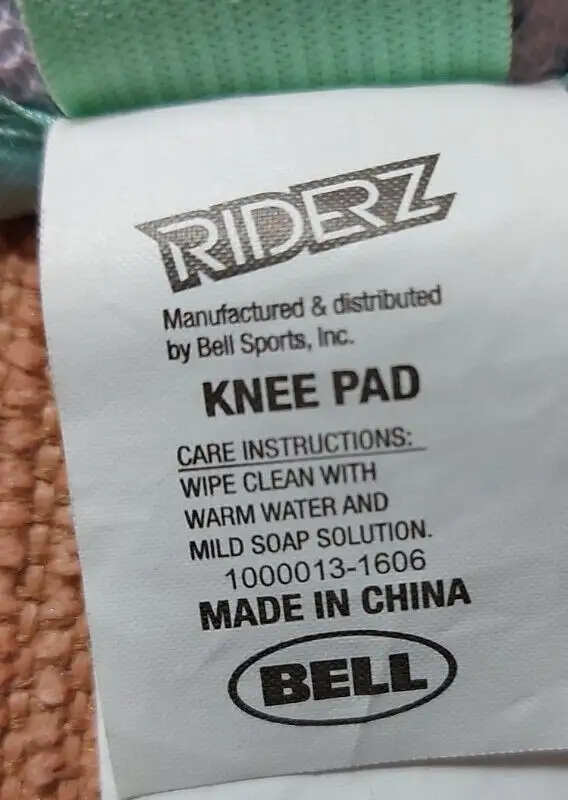 PAIR OF GIRL'S RASKULLZ KNEE PADS63005667502977122