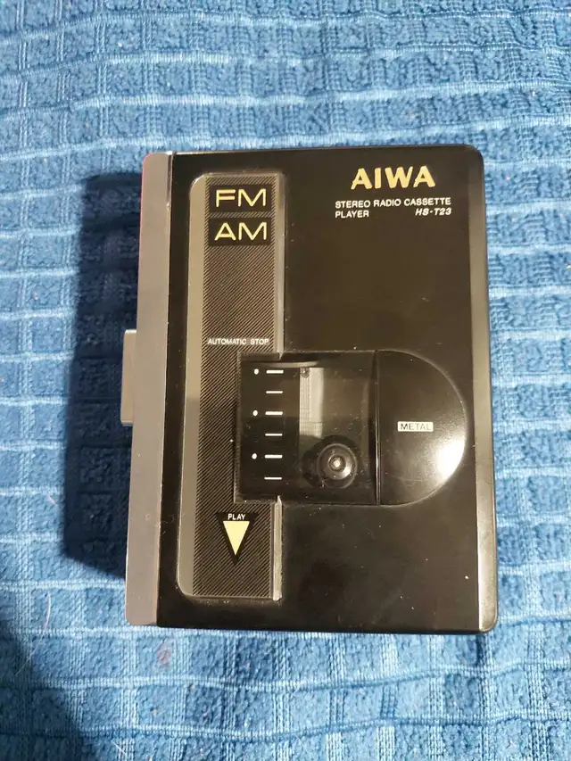 Aiwa Stereo Radio Cassette Player HS-T23 in Other in Mississauga / Peel Region - Image 2