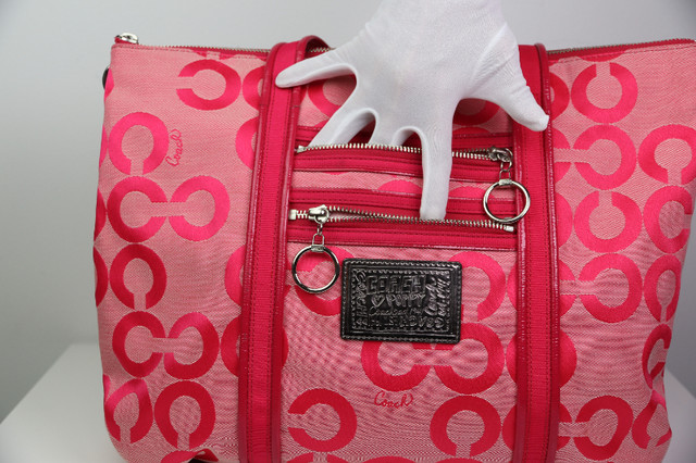Coach tote bag in Women's - Bags & Wallets in Gatineau