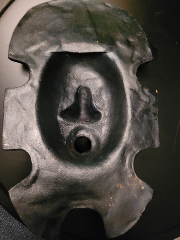 Masque cubain décoratif en métal dans Art et objets de collection  à Ville de Montréal - Image 2