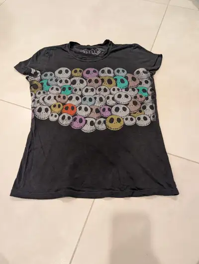 The Nightmare Before Christmas t-shirt xl extra large, View more