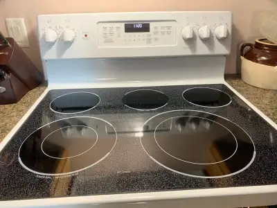 GE electric range, View more