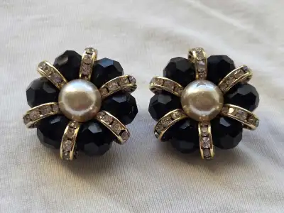 Earrings , View more