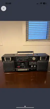 General Electric Boombox Radio Cassette Player 