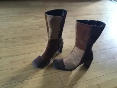 Ladies suede leather boots, View more