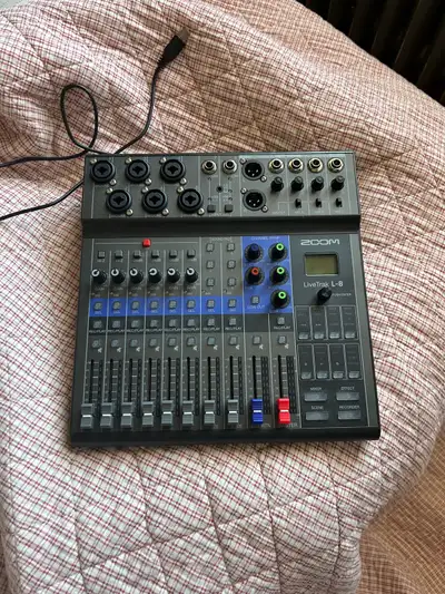 Zoom L8 mixer, View more