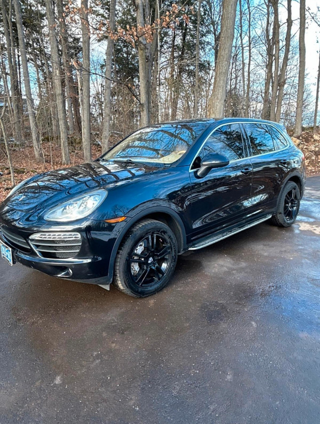 2012 Porsche Cayenne S - MUST SEE in Cars & Trucks in Oakville / Halton Region - Image 3