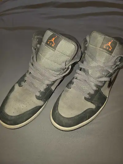 Air Jordan 1 Mid FQ8338-017 Men’s US 12 Grey Orange – Used, View more