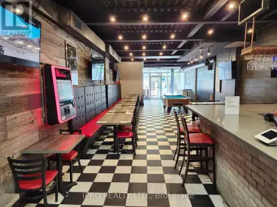 Restaurant & Bar for Sale – Prime Downtown Toronto Incredible opportunity to own a turnkey restauran...