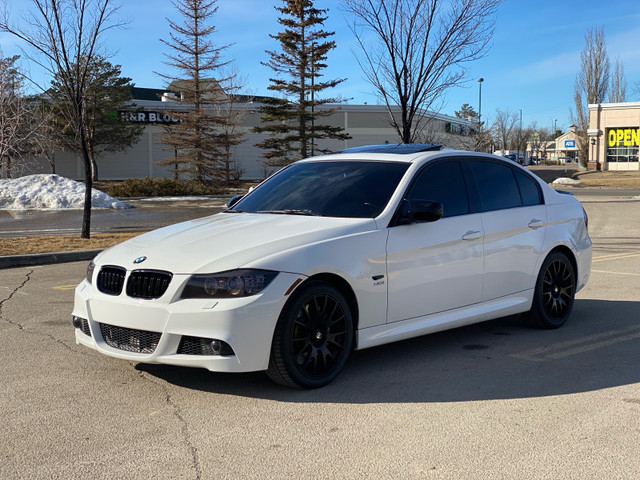 2010 BMW 335I x-drive M Package  in Cars & Trucks in Edmonton - Image 2