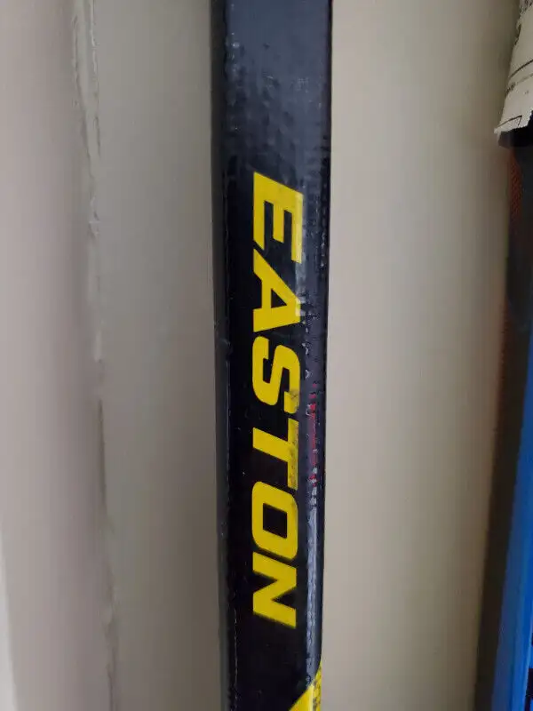 Hockey sticks & goalie stick game used, new & autographed wanted in Hockey in Winnipeg - Image 5